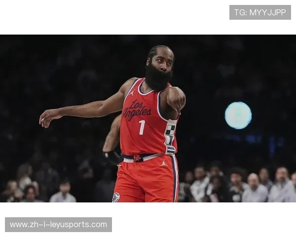 哈登再遇指责!防守端掉线,队友看呆,哈登入选防守阵容 哈登再遇指责!防守端掉线,队友看呆,哈登入选防守阵容