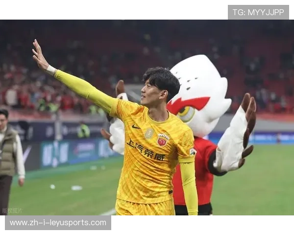 尘埃落定！中超冠军悬念终结，奇葩赛程惹争议，放假20天踢收官战